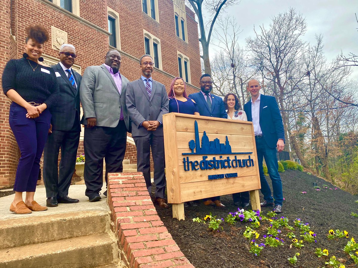 CM_McDuffie's tweet photo. Councilmember McDuffie welcomed the @districtchurch Church to #OurWard5 today. The District Church’s Ward 5 location will be home to many of their ministries along with #DC127 and Just Homes DC.
To learn more about The District Church visit - https://t.co/hUrkKSyTeJ https://t.co/mrCjC1tbts