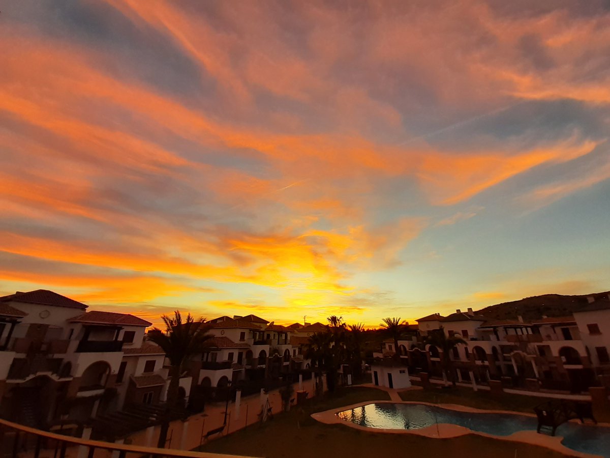 Another amazing end to another fabulous day here in #SouthernSpain #sunset <a href="/sunset/">Sunset</a> <a href="/Sunsets/">Sunsets</a> @JustSunsetVibes <a href="/bbcweather/">BBC Weather</a>