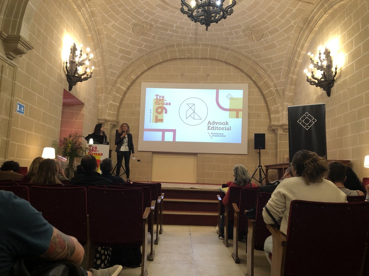 easdjerez's tweet photo. Genial!!!Oportunidad de conocer el trabajo de @advook editorial especializada en #libros de #comunicacióncomercial, #comunicacióncorporativa , #comunicacióninstitucional, #publicidad, #marketing y #culturademasas
#eajerez #formación #futuro #comunicación #cultura @CEPdeJEREZ https://t.co/RfXc0wgw9j
