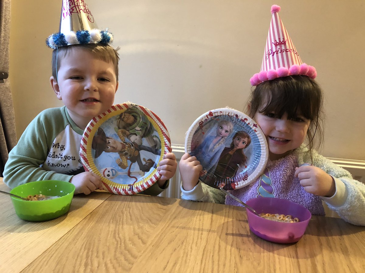 Out_About_Mummy's tweet photo. We’ve had a little party with our friends today 🎈🎂🎁🙌🥰 #turningfour #birthdays #twins https://t.co/JS1PlC1RPJ
