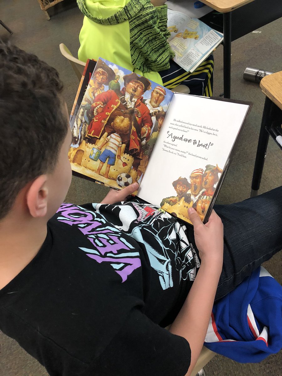 mssmith_marsh's tweet photo. Falling in love with reading all over again this week 🤩📖 #ReadAcrossAmericaWeek #WeLovePictureBooks https://t.co/fBKKX4Zmny