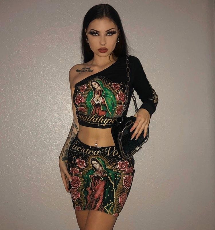 _EllaLoca's tweet photo. https://t.co/9YBVV3AIqz 🌹 https://t.co/0x5DEP8anW
