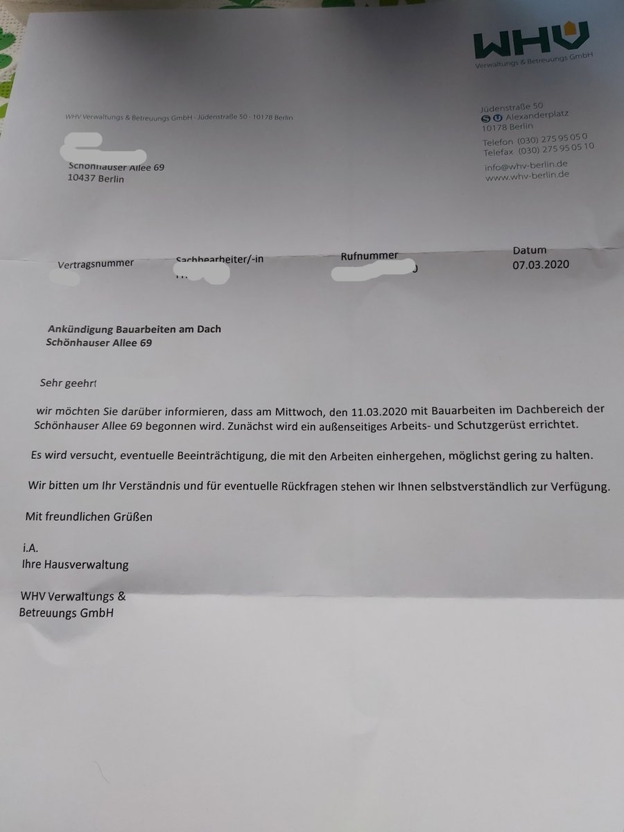 Dreist. Heute erreichte uns Mieter*innen in der Schönhauser Allee 69 ein Schreiben der Hausverwaltung (WHV) das ankündigt das morgen ein komplettes Gerüst aufgebaut wird und mit den Arbeiten am Dach begonnen wird. 
Wir haben Baustopp.... die spinnen die Investoren