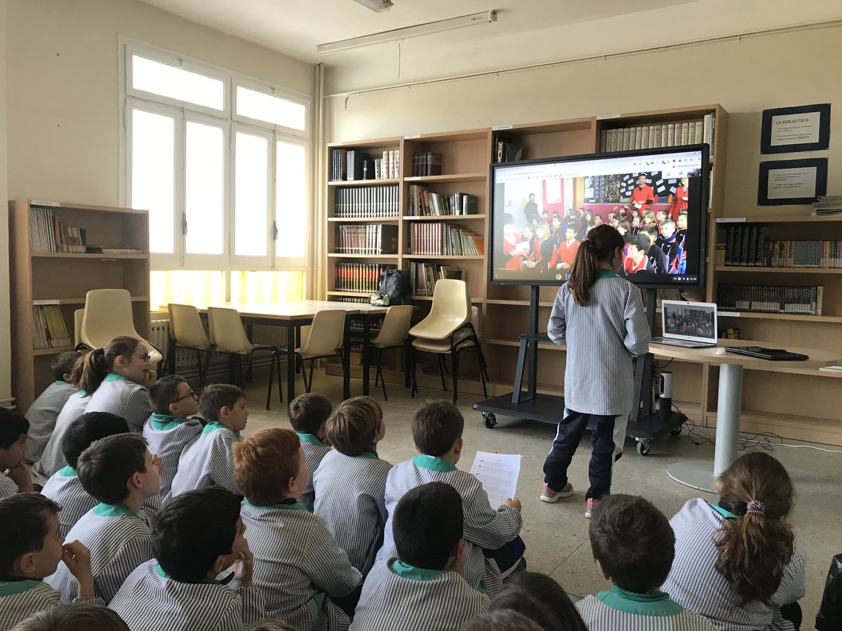 COOPPAIDOS's tweet photo. Els alumnes de 2n de cicle inicial 🧑👧 fan una videoconferència 📺🎤 amb els companys de l'escola @colmonalco per a conèixer-se abans de començar a escriure el seu conte 📝 de #contesnet de la @FTrams #TotsSomPaidos #EducacioPrimaria #ProjectesPaidos @agrescatAEC @EscolesCoop https://t.co/YNePNs5OCh