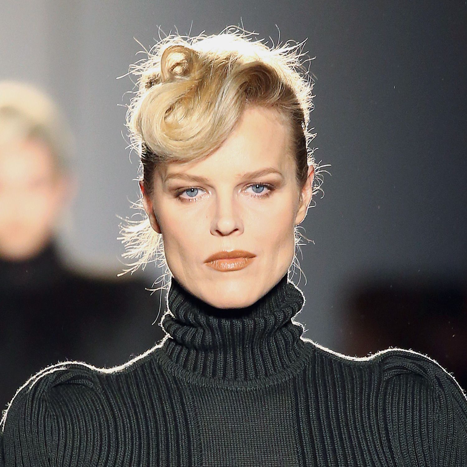 Happy Birthday to Supermodel Eva Herzigova who turns 47 today! 