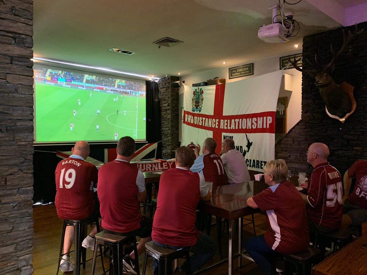 TurfCastPodcast's tweet photo. 🇳🇿 Big shout out to new @BurnleyOfficial supporter group New Zealand Clarets who held their first official meet up this weekend! 

🍻 The guys got together in Auckland to watch the Clarets draw with Spurs on TV and we’ve been told everyone had a great time

#twitterclarets #UTC https://t.co/nb24C363kZ