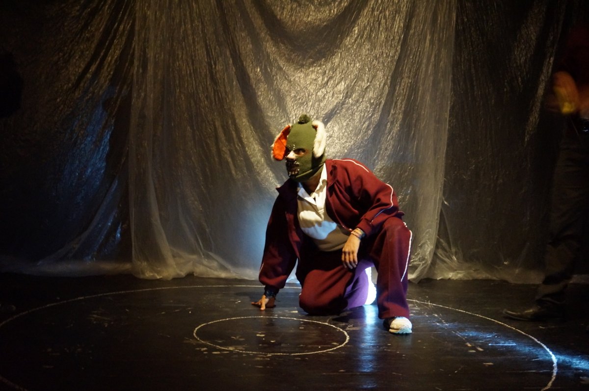 Helenico's tweet photo. #FelizDía

Hoy es un buen día para ver el Espectador Helénico 9⃣

🎞 https://t.co/9NXhIJI4xi

👉@CaracolesTeatro, @maquinadeteatr1, @ManadaObra, @TeatroElMilagro, @teatrosotanos, @EmeAroko, @ACPT_Mex @InterescenaMX y @EnCorderos https://t.co/7F3PrKomUu
