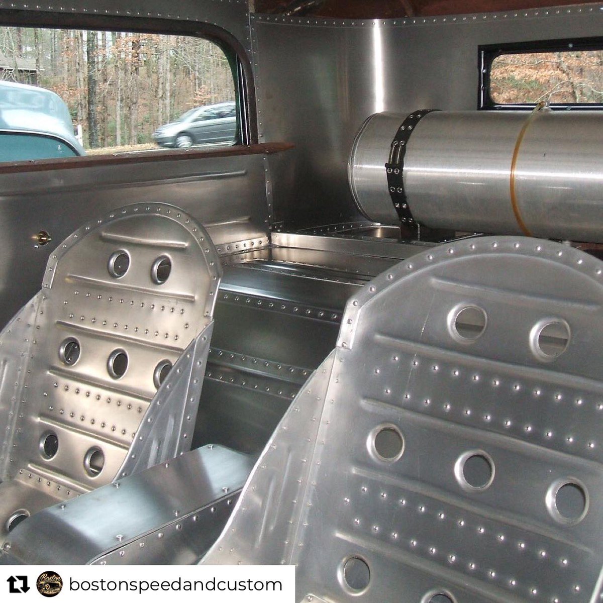 mittler_bros's tweet image. All the Aluminum!!
.
.
#repost @bostonspeedandcustom
Some aluminum work we did on a 29 Model A. Loved the car! 
.
.
#solidrivets #bomberseats #hotrod #traditionalhotrod #hotroddeluxe #carkulturedeluxe #trog #streetrod