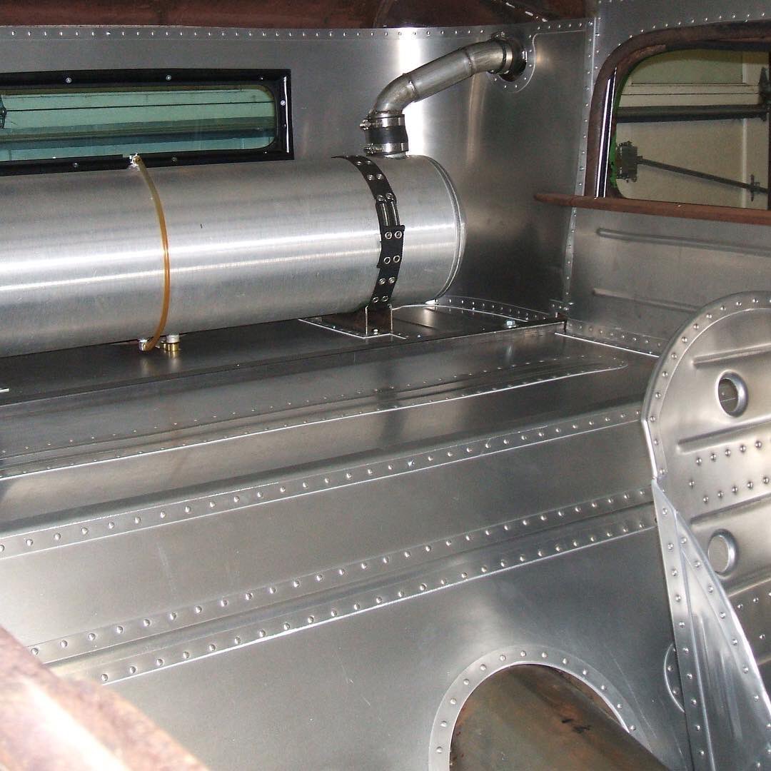 mittler_bros's tweet image. All the Aluminum!!
.
.
#repost @bostonspeedandcustom
Some aluminum work we did on a 29 Model A. Loved the car! 
.
.
#solidrivets #bomberseats #hotrod #traditionalhotrod #hotroddeluxe #carkulturedeluxe #trog #streetrod