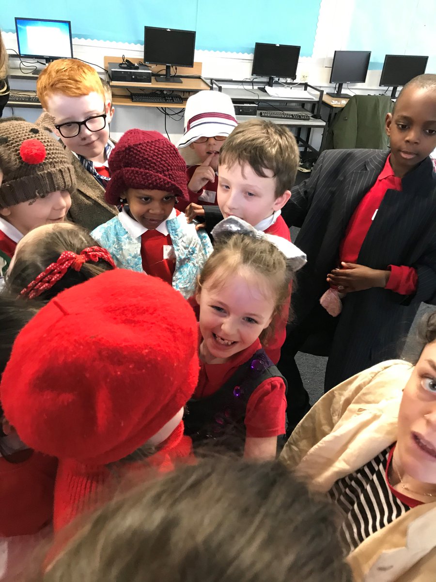 LicketyTweet's tweet photo. "Andy barely spoke when he came to school but his language really came out. He spoke a lot more & he contributed & I think it's because he felt included" Teacher-P2 @MiltonbankP were SO creative in their first #LicketyPlaycard play session following #LicketyLeap! @jakimclaren https://t.co/MpCd1BbP6o
