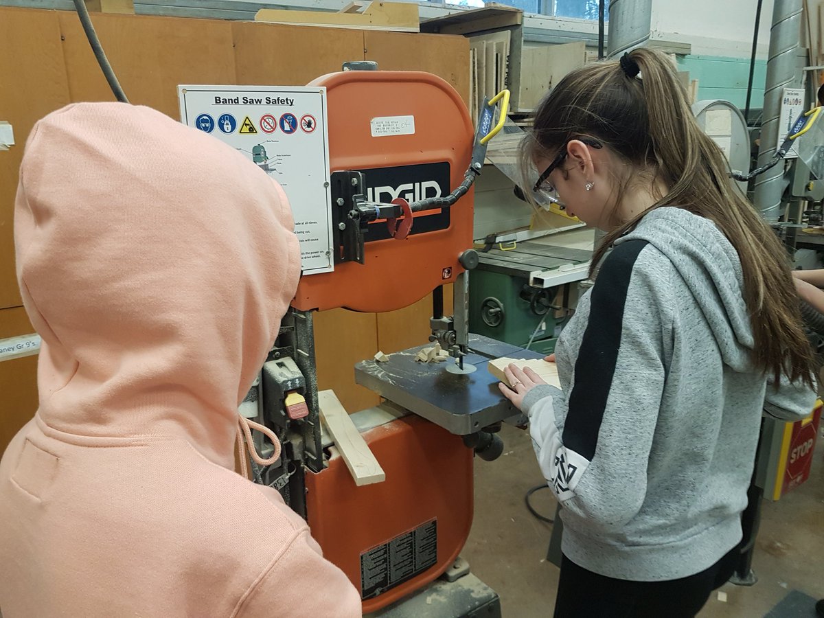 DelaneyTech (@grimsbyss) on Twitter photo Grade 9 exploring technology construction projects. @Thwaites_GSS @GrimsbyEagles <a href="/librarygss/">librarymom</a> #girlsintech #grade9tech #constructionprojects Grade 9 exploring technology construction projects. @Thwaites_GSS @GrimsbyEagles <a href="/librarygss/">librarymom</a> #girlsintech #grade9tech #constructionprojects