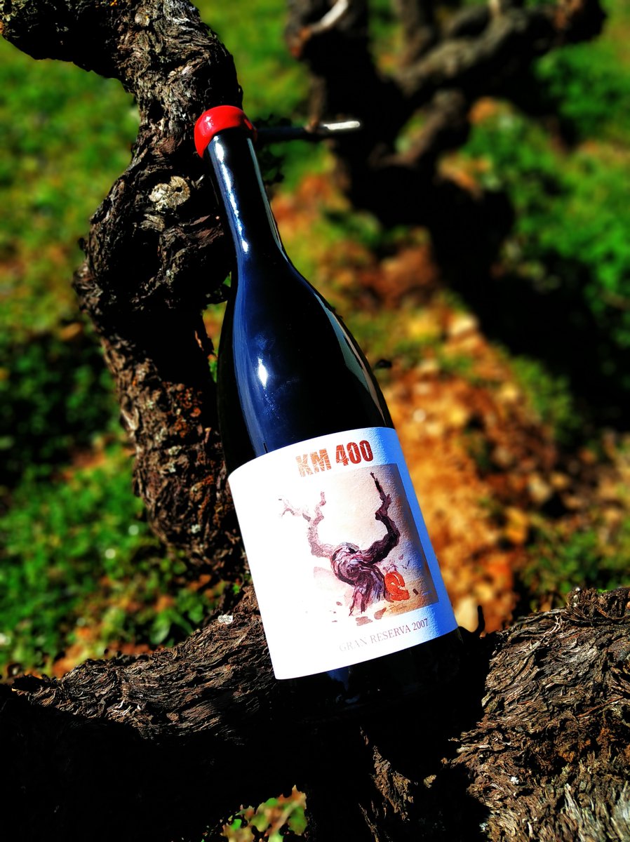 KM 400 Gran Reserva 2007, el mejor vino del Bierzo en los Bacchus 2020 #wine #winelover #vino #vini #Bierzo #elBierzo sobrelias.com/km-400-gran-re…  <a href="/ConcursoBacchus/">Concurso Bacchus</a> #unionespañoladecatadores #Bacchus2020