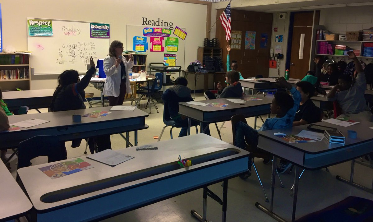 MrAstrike's tweet photo. Food science lesson today!  Students loved learning about leavening agents and getting to taste the science! #cpsbest #WeBelieveinBRE https://t.co/WqoBVgyNuq