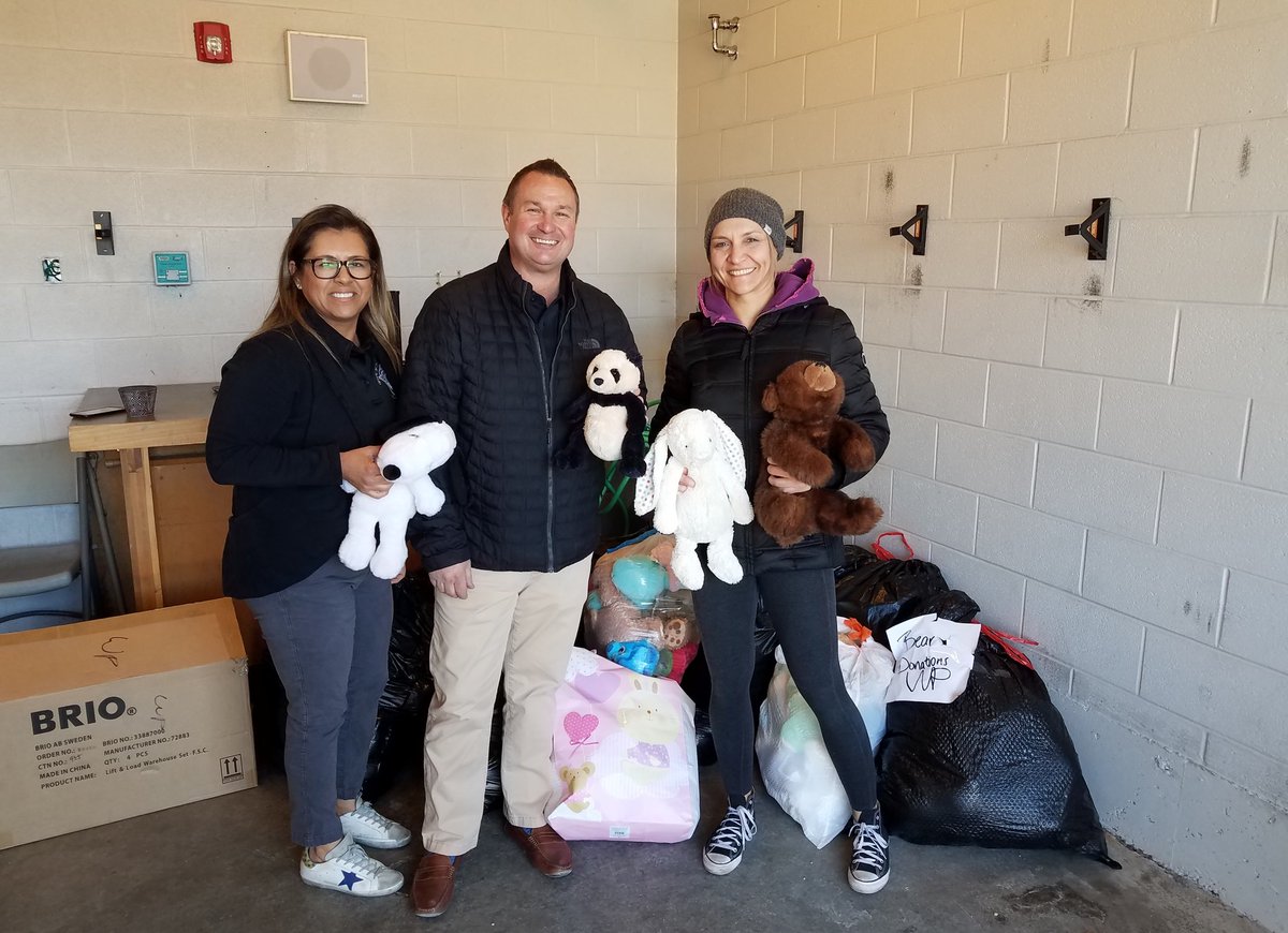 ChicagoCAPS12's tweet photo. MANY THANKS TO BUILDING BLOCKS TOY SHOP WE APPRECIATE YOUR SUPPORT!!! https://t.co/MZkbpPcMaP