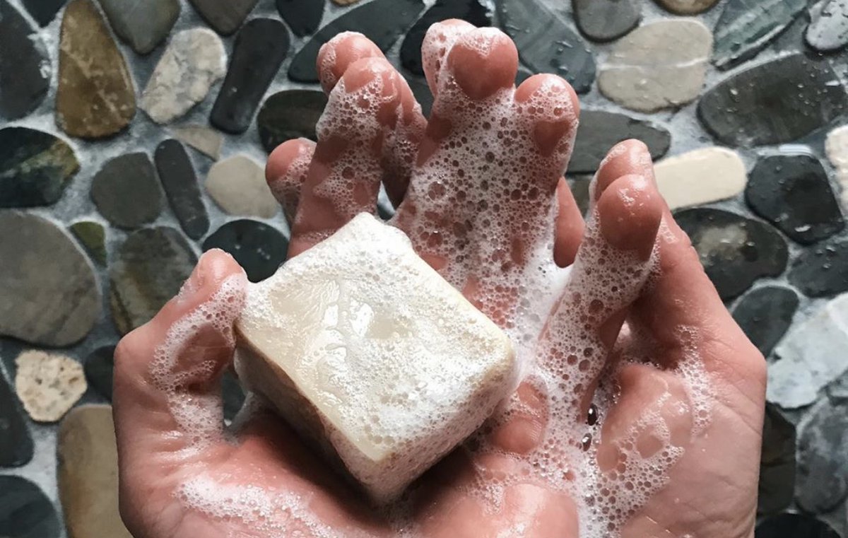the best way to wash your hands: societyverde.com/journal/washin… before she created B&amp;B, our founder was (and still is) a soap-maker. read the why, then grab some soaps online or snag some beer soap at brewery partners <a href="/FatHeadsBeer/">Fat Head's Brewery</a> and @MarketGardenOH