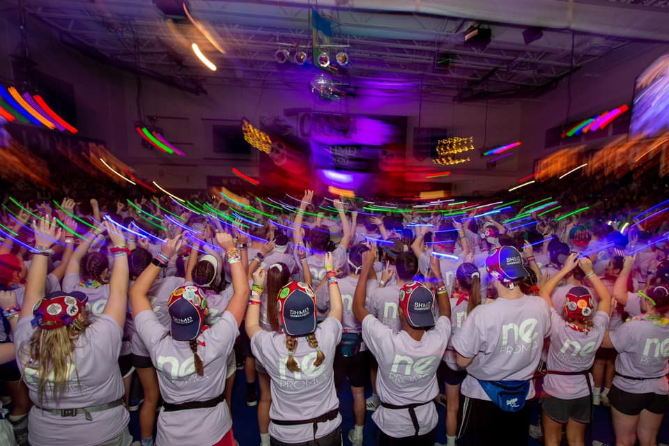 NEPromotional's tweet photo. nePROMO is proud to support the South High Marathon Dance. We happily donated all 800 dancer t-shirts this year. It's easy to get behind an amazing group of young people, who raise over $800,000 for those in need and create such positive change in the world! Well done, Bulldogs! https://t.co/RILR3W142w