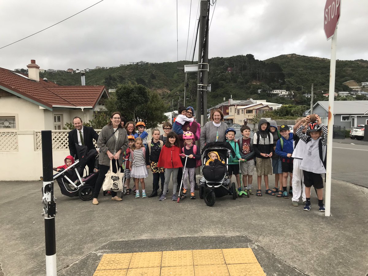 FleurFitzsimons's tweet photo. Energetic Walk to School day Island Bay style! Thanks @NZLivingStreets for prompting this event! #MovingMarch https://t.co/cPrFawMIy0