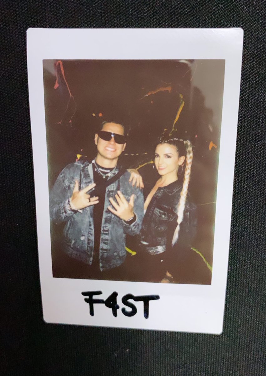 F4ST tweet media