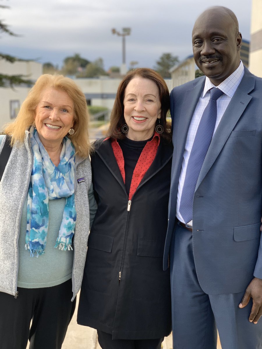 hawks_of_mesa's tweet image. Mesa students heard 1st hand accounts of the impact of The Holocaust &amp;amp; war in Sudan today. Thank you Josef Jok &amp;amp; Hendricka de Vries for sharing your amazing stories. You helped to build #globalawareness &amp;amp; #empathy in our students. It was a great day.