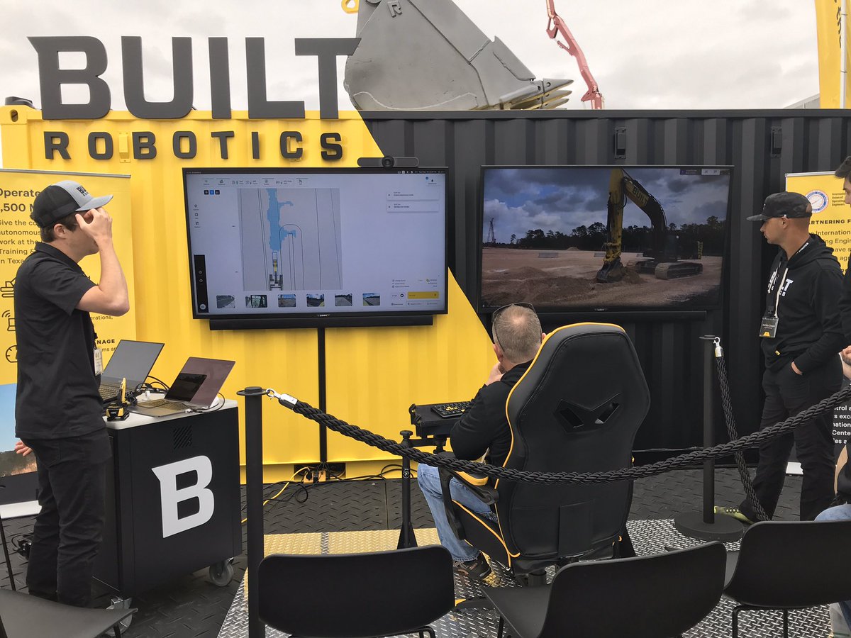 FORT Robotics (@fortrobotics) on Twitter photo Great demo at #CONEXPOCONAGG2020 from our friends at <a href="/BuiltRobotics/">Built Robotics</a>. #robotsinvegas #construction #Robotics Great demo at #CONEXPOCONAGG2020 from our friends at <a href="/BuiltRobotics/">Built Robotics</a>. #robotsinvegas #construction #Robotics