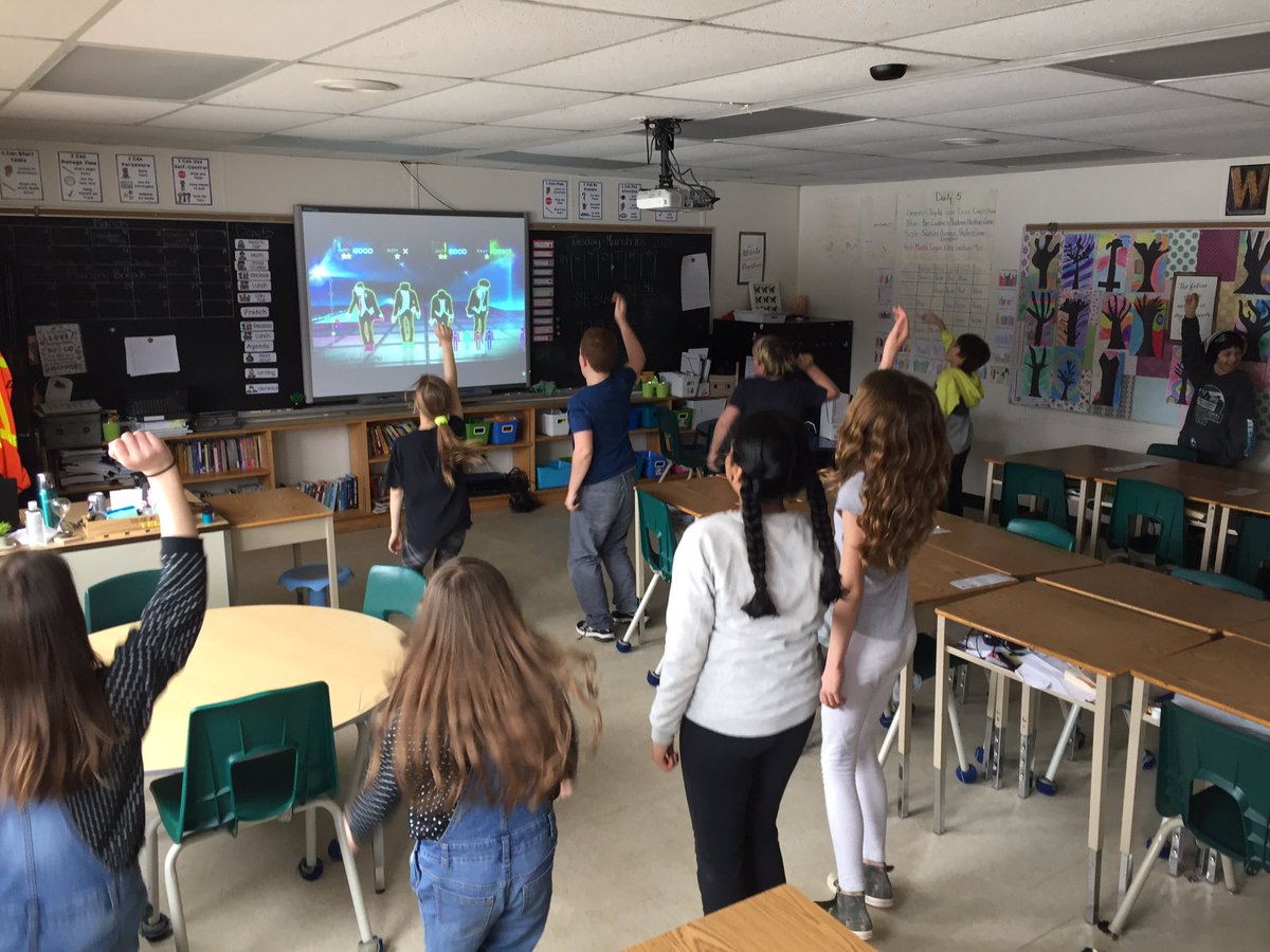 <a href="/MsNadon/">Ms Nadon</a> when you have indoor recess we Dance!! <a href="/ParkviewPS/">Parkview PS</a> #justdance #feedallfour #dancingequalssmiles