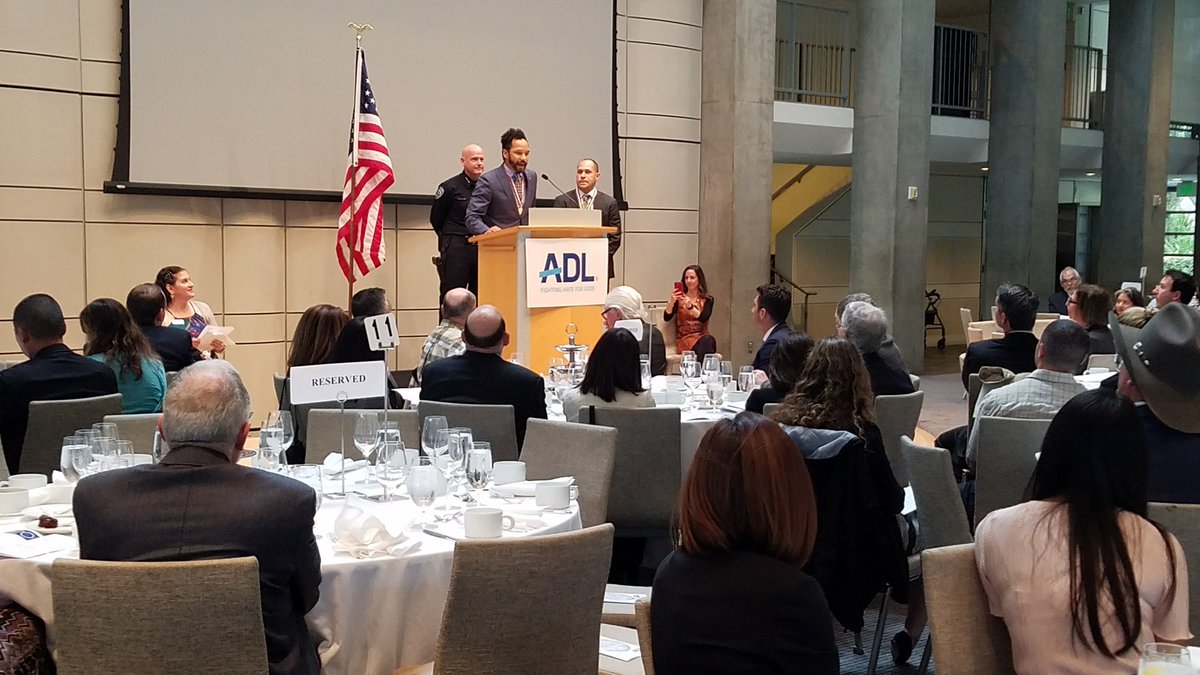 ADLCalifornia's tweet photo. Mack Jenkins accepts a group award for the investigation and prosecution of the Ramona Gardens firebombing. @FBILosAngeles @USAO_LosAngeles https://t.co/OGWjvZC5f4