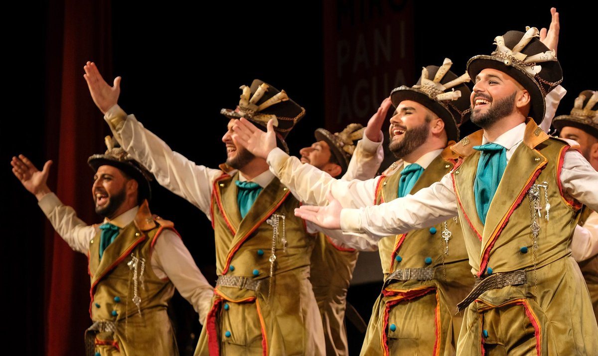 comparsaJoseja's tweet photo. Y terminó el Carnaval 2020. Un año maravilloso que termina con estos resultados:

- Puesto 21 en Cádiz con 181,34 puntos.
- Primer Premio en Alcalá de Guadaira.
- Primer Premio en Gines.
- Primer Premio en Almensilla.
- Tercer Premio en Mairena del Aljarafe.

¡GRACIAS A TOD@S! https://t.co/8a56EsQufz