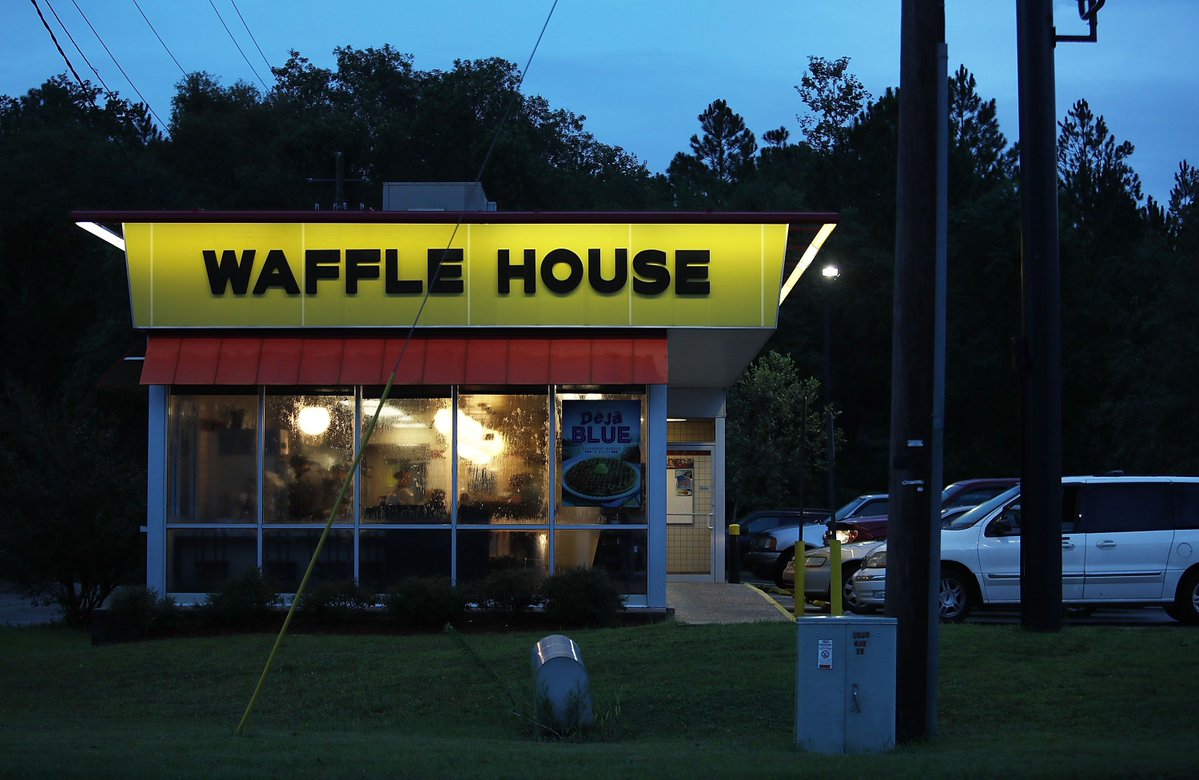 wsbtv's tweet image. Metro Atlanta Waffle House employee tests positive for coronavirus: 2wsb.tv/2vaF4jr