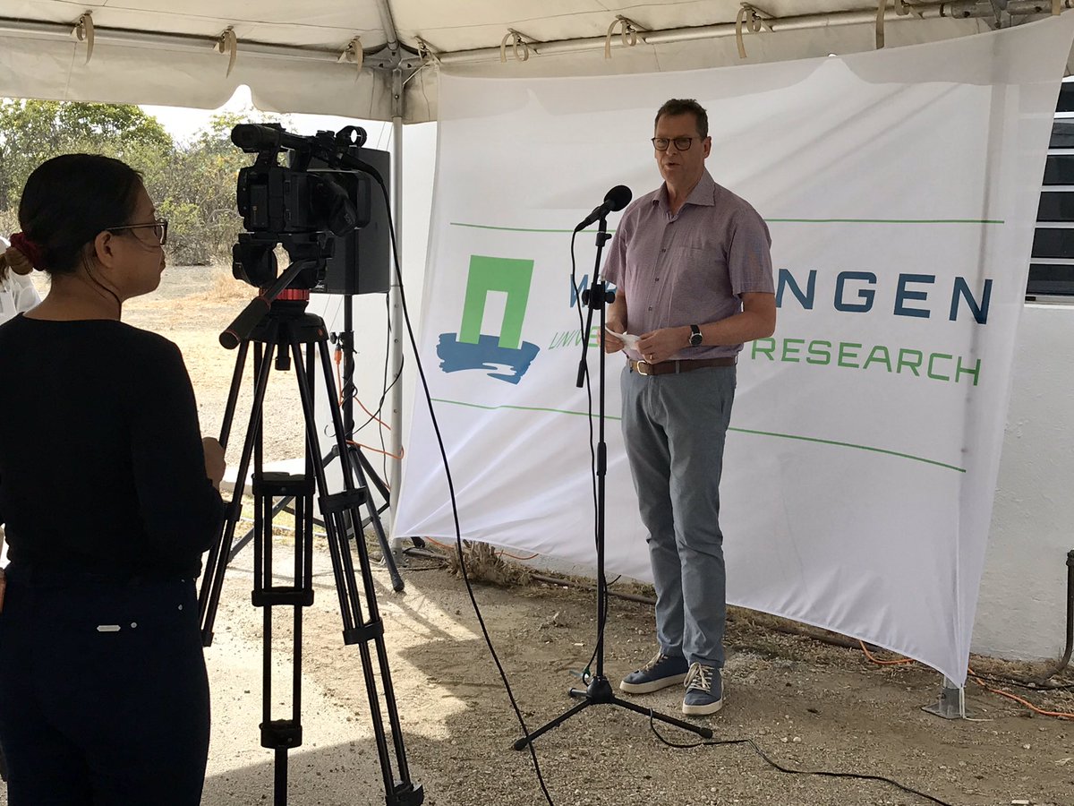 Happening now! Opening algaelab Bonaire....@ReneWijffels <a href="/ERijna/">Edison Rijna</a> <a href="/ElvisTjin/">Elvis Tjin Asjoe</a> <a href="/WUR/">Wageningen U&R</a>
