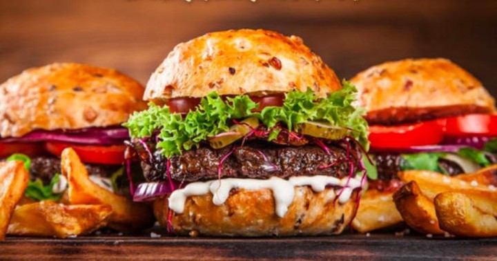 AppAppInc's tweet photo. ...the badass burgers your mom and dad were scared you'd start hanging out with
.
📷 @riorestaurantnyc
📍 Crown Heights https://t.co/BWbgwnlR00