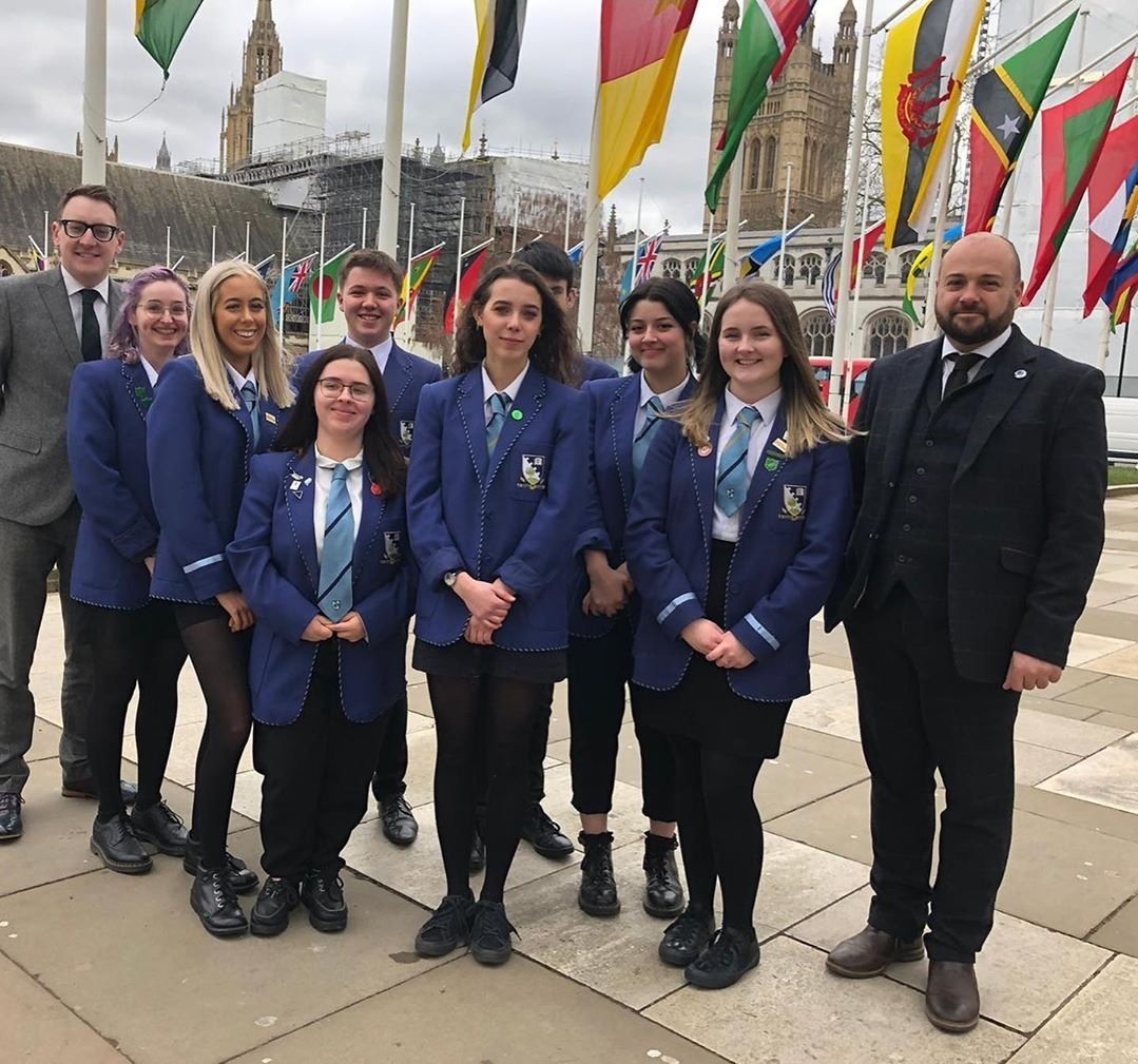 Lucy Angus tweet media