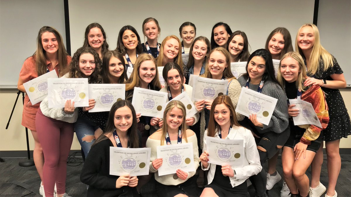 Geneva304's tweet photo. This week the #Geneva304 school board presented Tradition of Excellence Awards to these students: Swim Team State Qualifiers, Dance Team State Qualifiers, a Gymnastic State Qualifier, and National Merit Scholarship Finalists. Congratulations! @GHS_Principal85 @GHS_ILathletics https://t.co/zYecgwnvVu