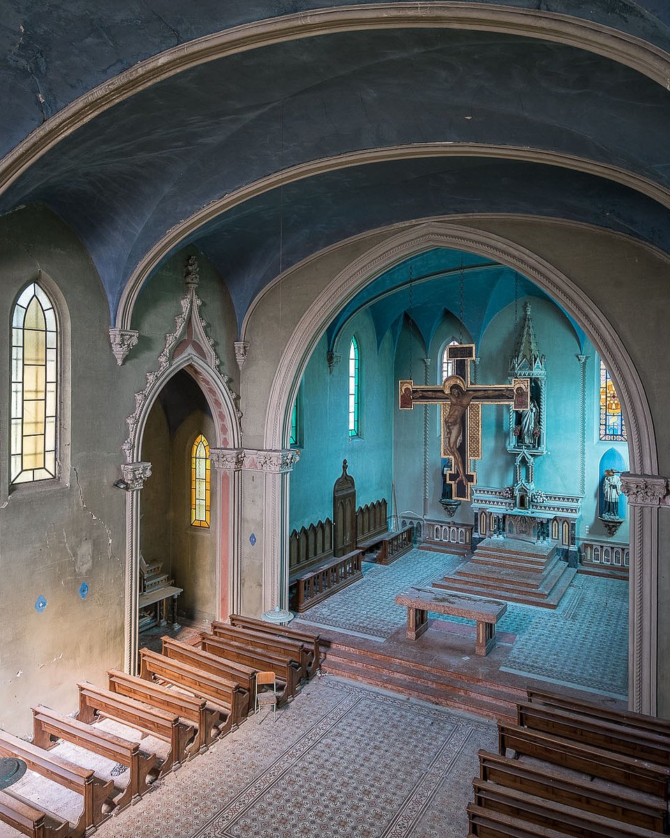 Bando Chapel
♡
♡
♡
wanderingsouls.ca
IG: @the_sparkler
TikTok: <a href="/the_sparkler_/">Sparkles✨️</a>
♡
♡
♡
#abandoned #abandonedplaces #urbex #urbanexploration #explore #decay #photography #photooftheday #picoftheday #architecture @worldabandoned <a href="/abandonedspaces/">Abandoned Places</a> <a href="/urbexa_com/">URBEXA 🌐</a> <a href="/urbexers/">⛔ Urbexers.Club</a>