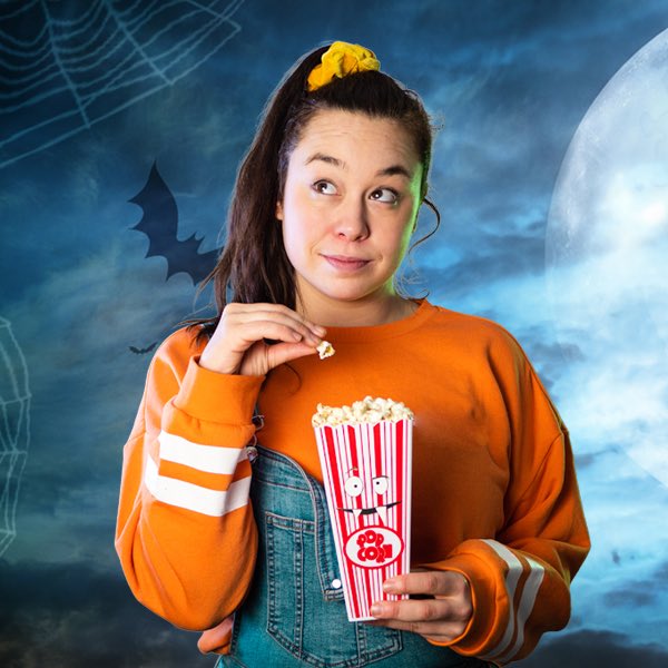 burnbrightplay's tweet photo. Meet the Club! First up it’s fearless leader Layla, played by the fab @xEmmaReadx. She’s the owner of the clubhouse and keeper of the spooky snacks - but what does she think will be the scariest film of all? 

🍿 Book to #JoinTheClub: https://t.co/ttx8ZSD9wR 🍿 https://t.co/SRS3XGHg7Q