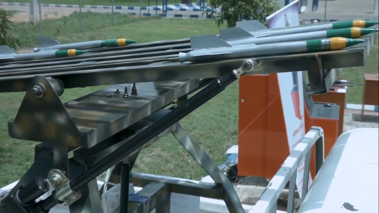 ESxjuW4XQAE00SE.jpg:large