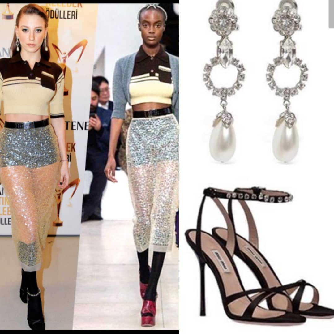 Arzu08074247's tweet photo. Serenay Sarıkaya'nın kombininden ilham alarak benzetmeğe çalışdık

Bluz:@miumiu
Etek:@miumiu 
Küpe:@miumiu. 350 € ( 2112 TL )
Ayakkabı:@miumiu €670 (4042 TL)

#serenaysarikaya 
#miumiu https://t.co/IwA3u2xDq3