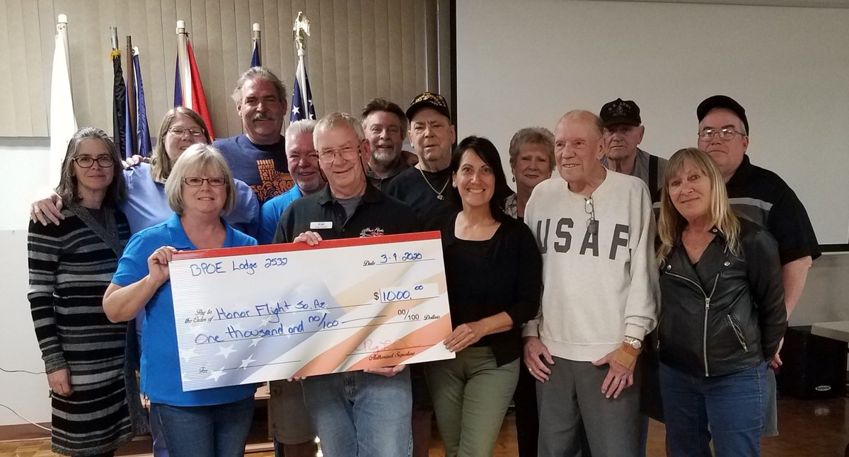 HonorFlightSAZ's tweet photo. Thanks to our friends and supporters at Tucson East Elks Lodge #2532 for ANOTHER generous donation! Donating and volunteering with us since 2015! #ThankYou #CommunityPartners #SendingVetsToDC https://t.co/9KvrdbEdtN