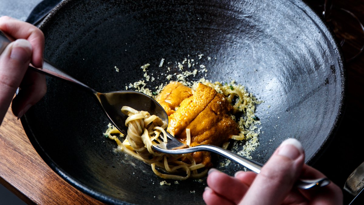 FEW TICKETS REMAINING: On March 11, we are offering a 10-course dining experience that will explore the bounty of the Pacific Northwest. Join us: bit.ly/2I2OMao #botanistjournal