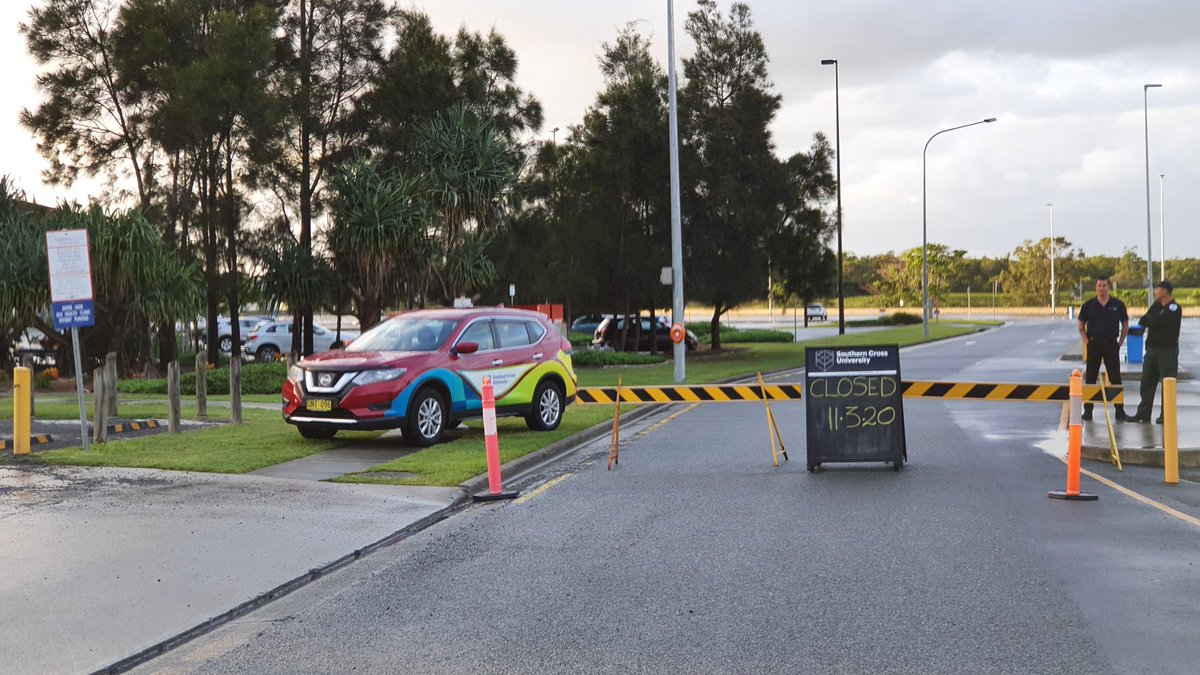 njkelly9's tweet photo. Southern Cross University campuses closed at Gold Coast and Lismore after internationally based staff member tested positive for coronavirus. Uni says they're contacting the 45 people who came into contact with him. More details as they come in on @TheTodayShow this morning. https://t.co/EkLcjOikJw