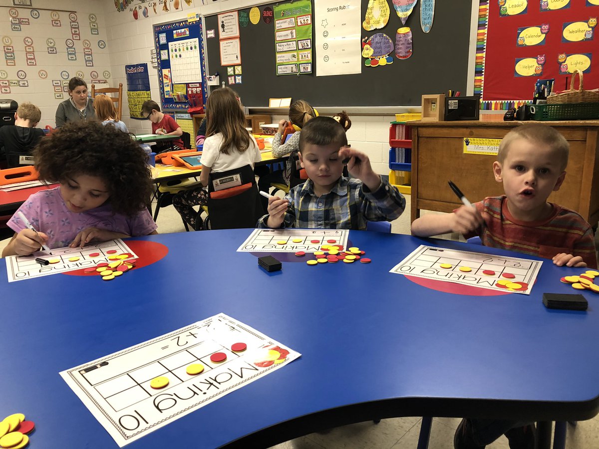 mcnspowell's tweet photo. Solving and writing addition problems. #PLEshines #GARRARDshines #LevelUp https://t.co/8cSPeGaBoL