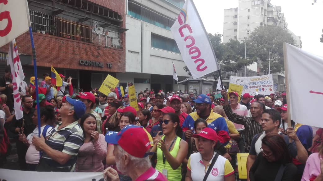 Como siempre movilizados con alegría y convicción por la paz de nuestra Patria, demostrando que no hay imperio que pueda con nosotros ¡Siempre venciendo! #10Mar 
#ANCGarantíaDePaz