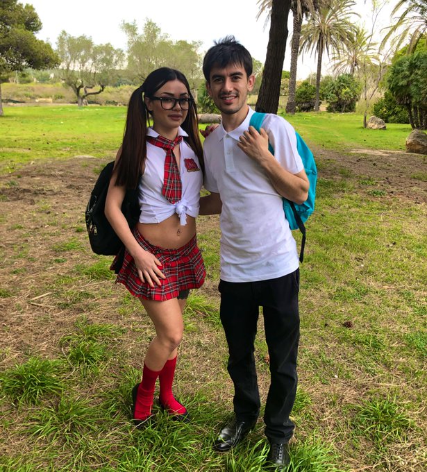 Today is a great day💥 thanks @jordiporn 🙏 https://t.co/gFQALe6ywg<a class="tags" href="/tag/jordiporn">@jordiporn</a>