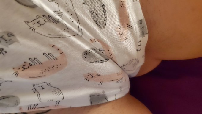 Cameltoe? #onlyfansgirl https://t.co/JgGnvPbJU5<a href="/tag/onlyfansgirl"class="tags">#onlyfansgirl</a>