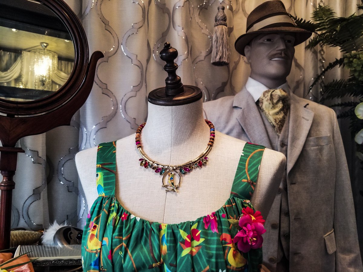 Do you enjoy a spot of shopping when you #Travel ? Discover why #Toronto is Canada's shopping capital with these 8 best shopping hotspots in the city &lt;&lt; bit.ly/2VWTQ8o &gt;&gt; #TravelTuesday #travelblogger <a href="/ExploreCanada/">Canada</a> <a href="/SeeTorontoNow/">Destination Toronto</a>