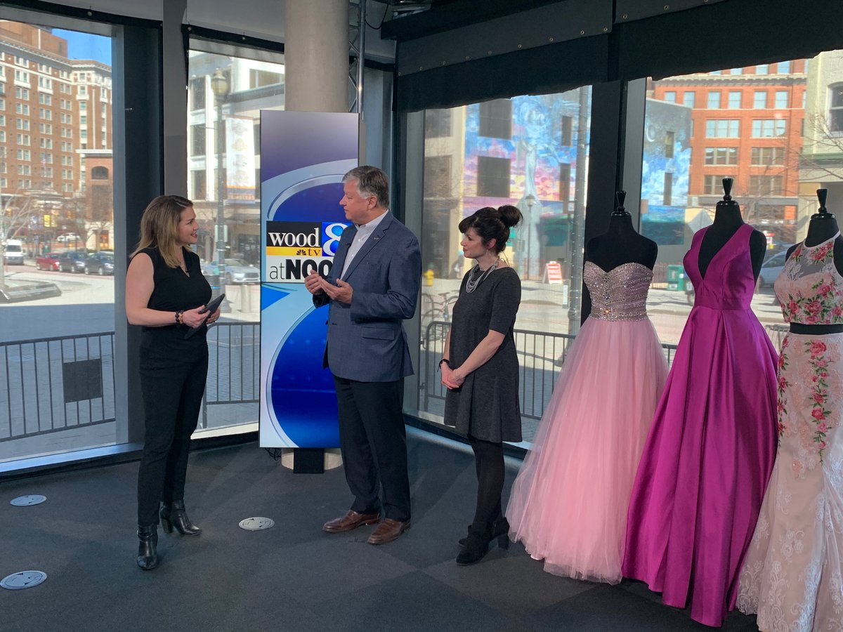 ComericaBank's tweet photo. Help make dreams come true this prom season in West Mich. That’s our goal in partnering w/ Cinderella Project of Kalamazoo. Thank you @emilylinnert for chatting about #PromDressDrive w/ our own John Porterfield & Cinderella Project’s Adrienne Wissner. #ComericaCares @woodtv https://t.co/UstBeKR8w5