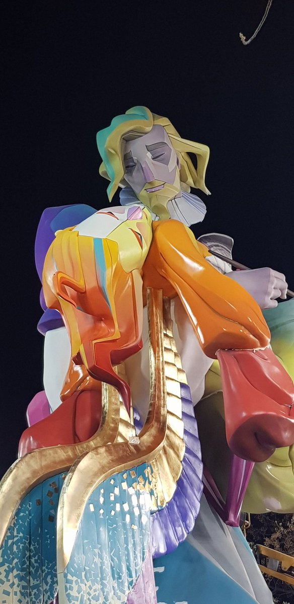 CalabuigPaco's tweet photo. Menos coronavirus y mas fallones como este de @najordana  #falles #falles2020 😍 https://t.co/wx3S1KGO2C