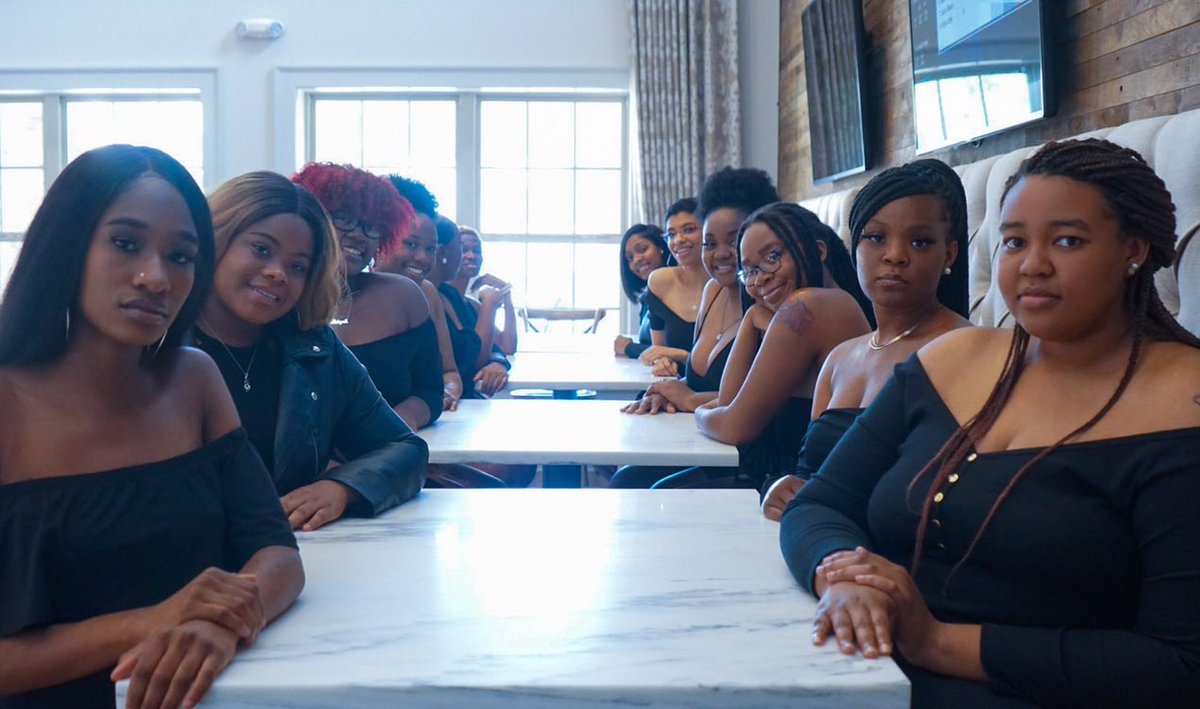 GSU_SAAS's tweet photo. We are sisters of the same journey, supporting each other’s growth as women of color.✨✨ https://t.co/xPBHmh5WBa