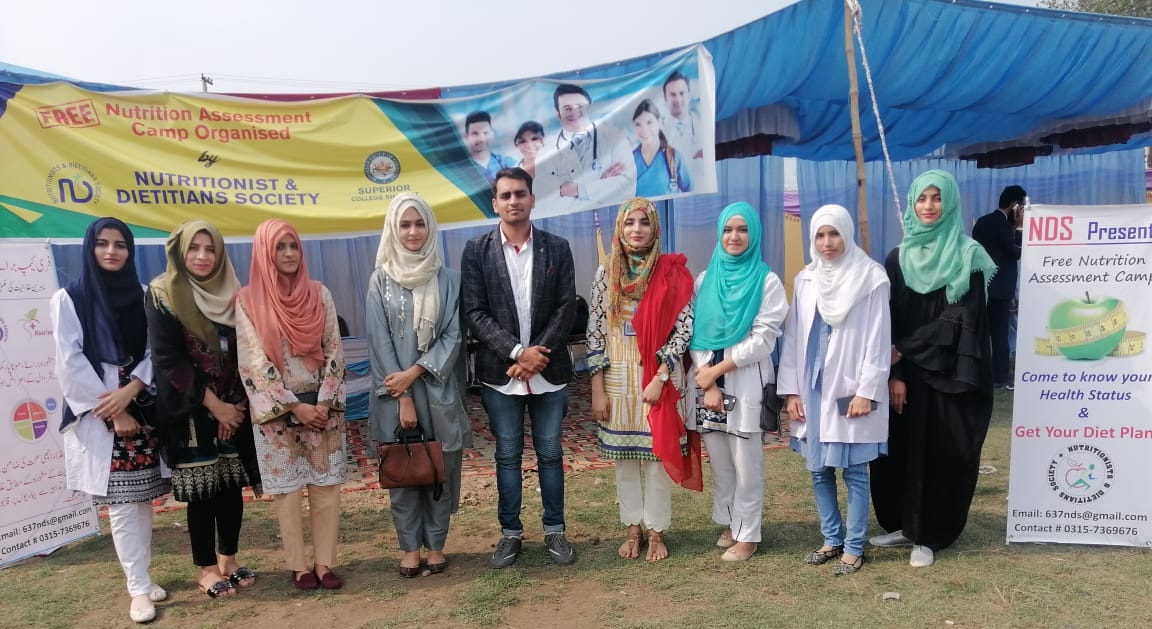 SocietyNds's tweet photo. Free Nutrition Assessment Camp at Superior College Shahkot (Faisalabad)
Organized by Faisalabad Chapter NDS, by cabinet of Government College of Women University, Faisalabad (GCWU)
100+ students were assessed with their Nutritional status.
#Nutrition_Month https://t.co/pLqxqSOzcB