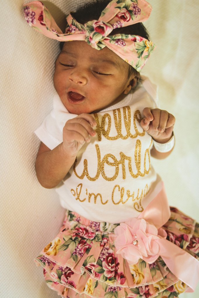 Twild_22's tweet photo. Princess Aryaa😍💛😍 #March5th2020 https://t.co/7bb0aMDAju