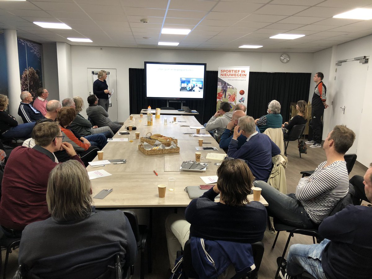 bodijkhorst's tweet photo. Wat is het toch leuk en inspirerend om samen met verschillende partners uit Nieuwegein werkgroepen te vormen voor de actiepunten van het lokaal sport- en beweegakkoord van #nieuwegein. 
#sportakkoord #SportID #maakthetmogelijk @SportIDNgein 
@verbindion @Gem_Nieuwegein @nocnsf https://t.co/m6yGsuCYr8